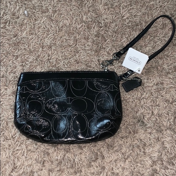 coach wristlet - Picture 3 of 3